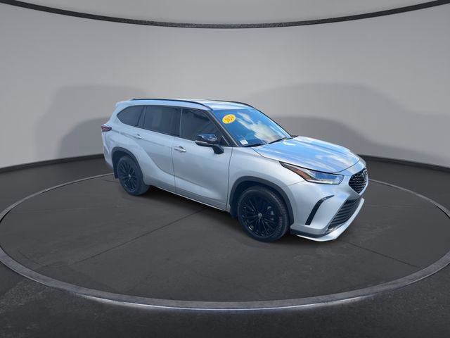 Used 2024 Toyota Highlander XSE image 5