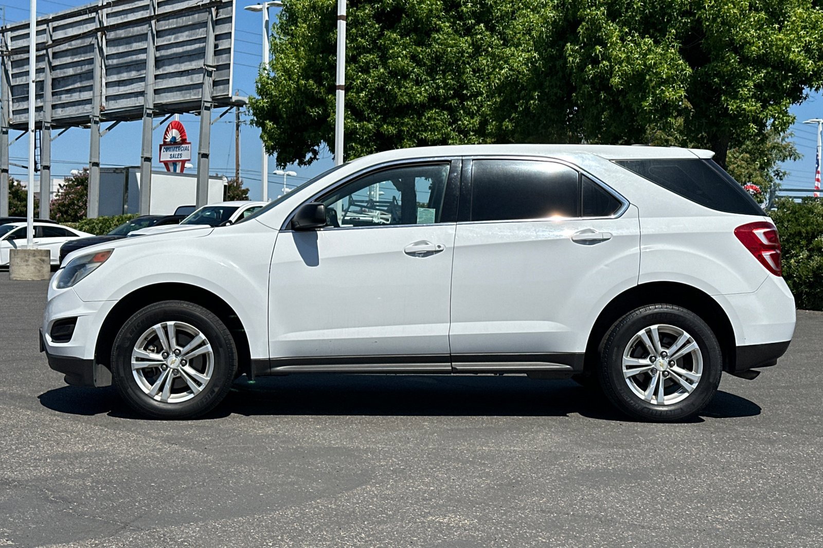 Used 2016 Chevrolet Equinox LS AWD/4WD image 7