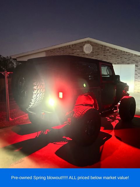 Used 2018 Jeep Wrangler Rubicon w/ Cold Weather Group AWD/4WD image 7