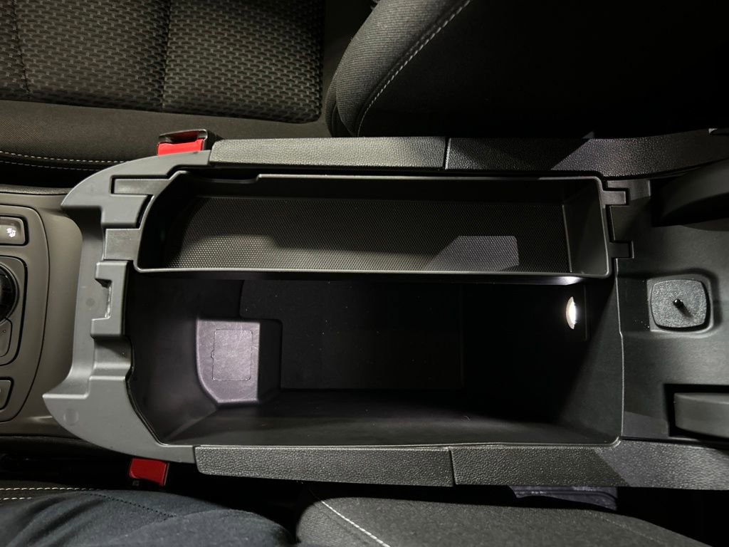 Certified 2023 GMC Terrain SLE w/ Driver Convenience Package image 24