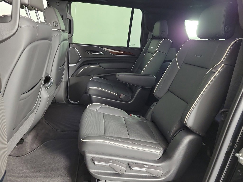 Certified 2023 Cadillac Escalade ESV Premium Luxury image 12
