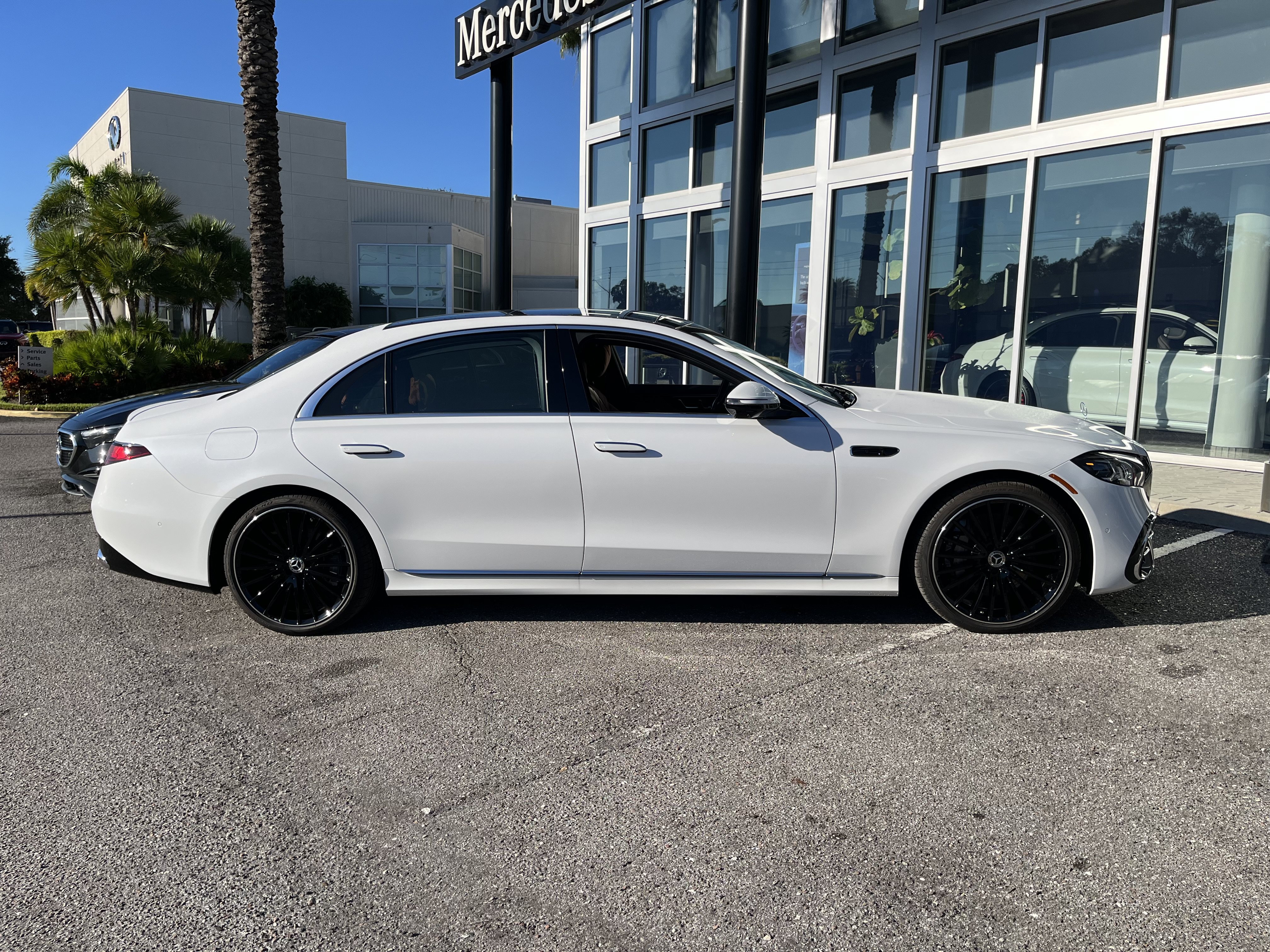 New 2027 Mercedes-Benz S 580 4MATIC Sedan image 7