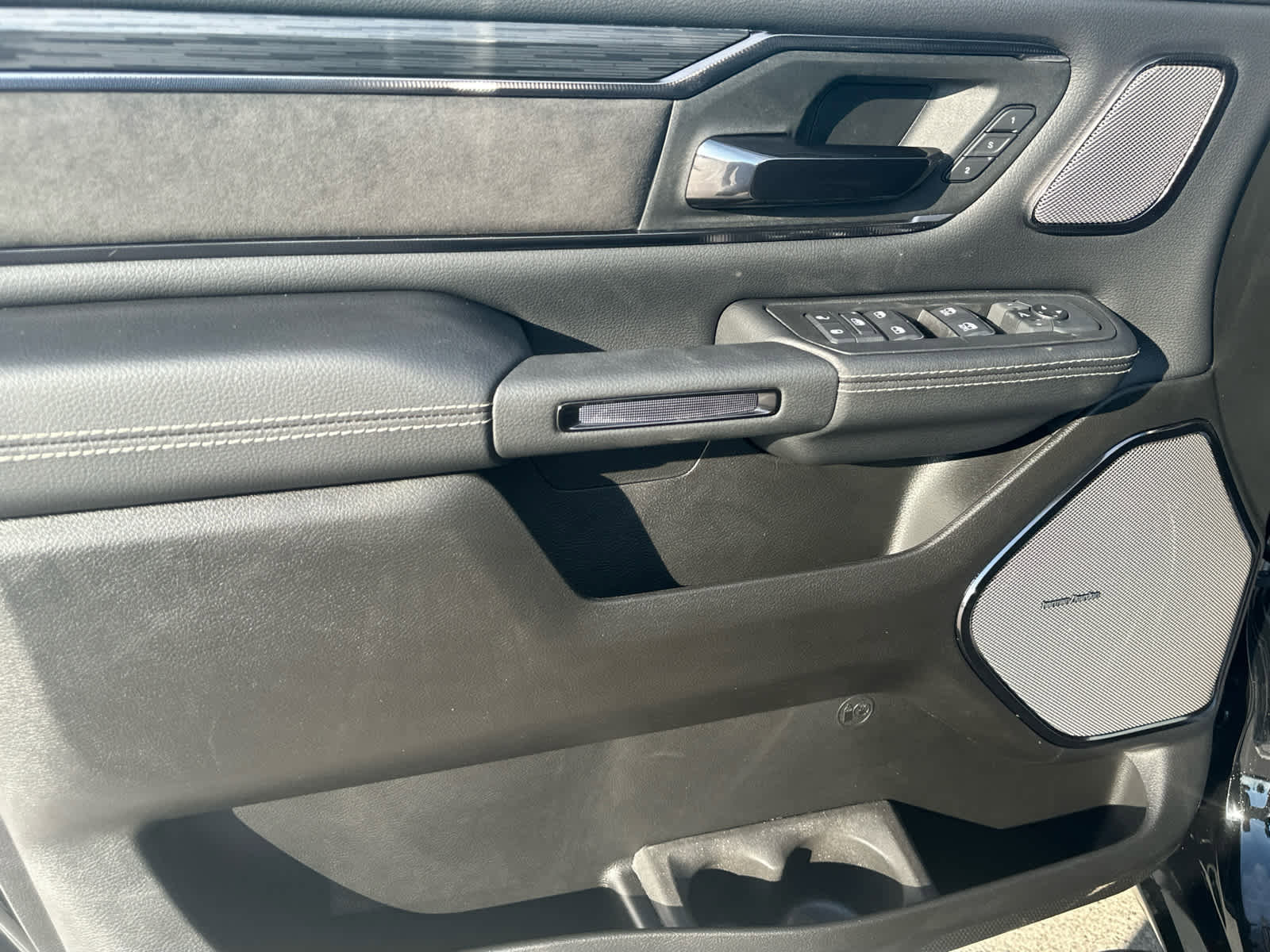 New 2026 RAM 1500 Rebel w/ G/T Package image 32