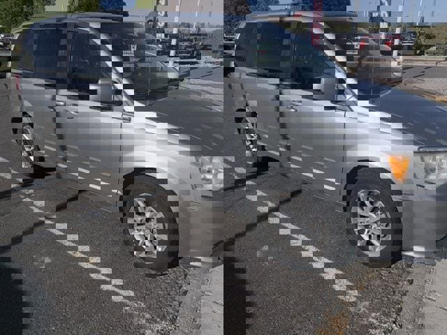 Used 2016 Dodge Grand Caravan SXT w/ Rear Park Assist Package image 9