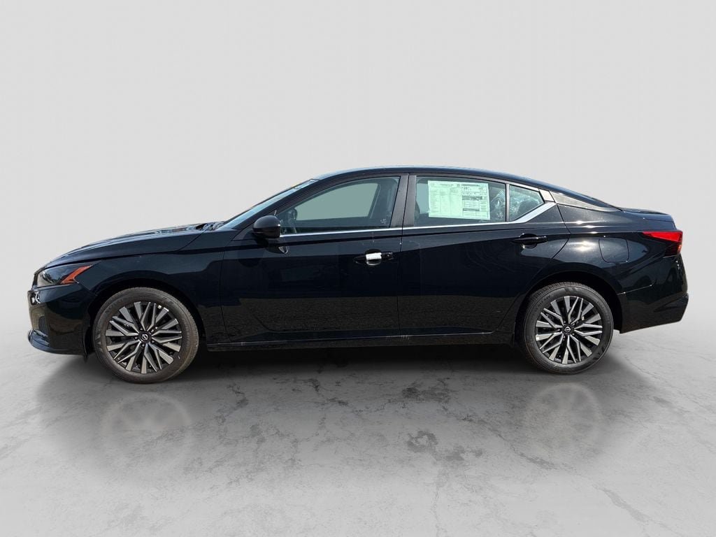New 2026 Nissan Altima 2.5 SV AWD/4WD image 2