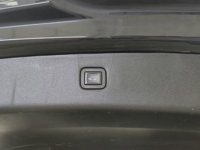 Used 2025 Chevrolet Blazer RS AWD/4WD image 36