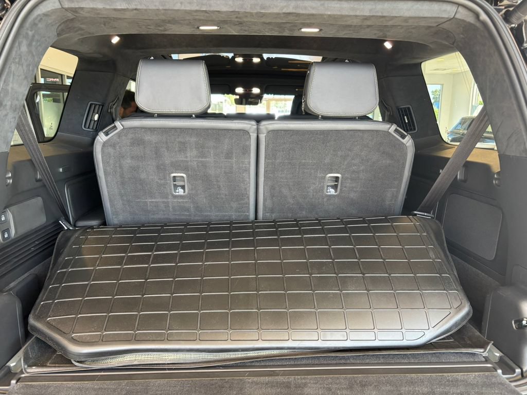 Used 2024 Rivian R1S Adventure AWD/4WD image 23