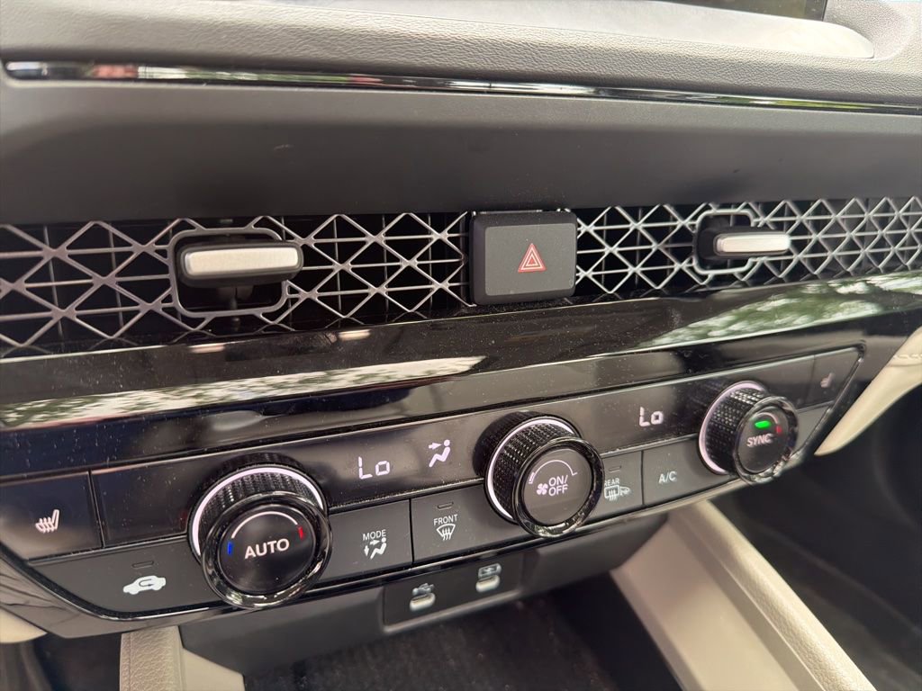 Used 2023 Honda Accord EX-L image 22