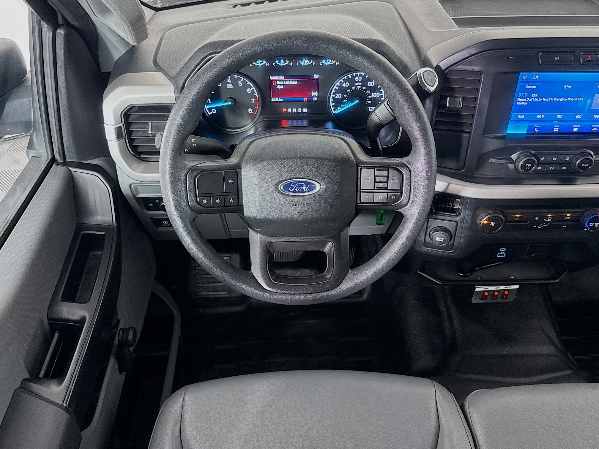 Used 2022 Ford F150 XL image 16