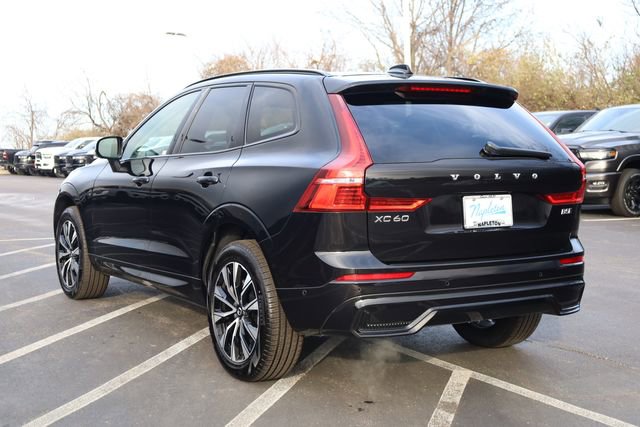 Used 2025 Volvo XC60 B5 Plus image 6