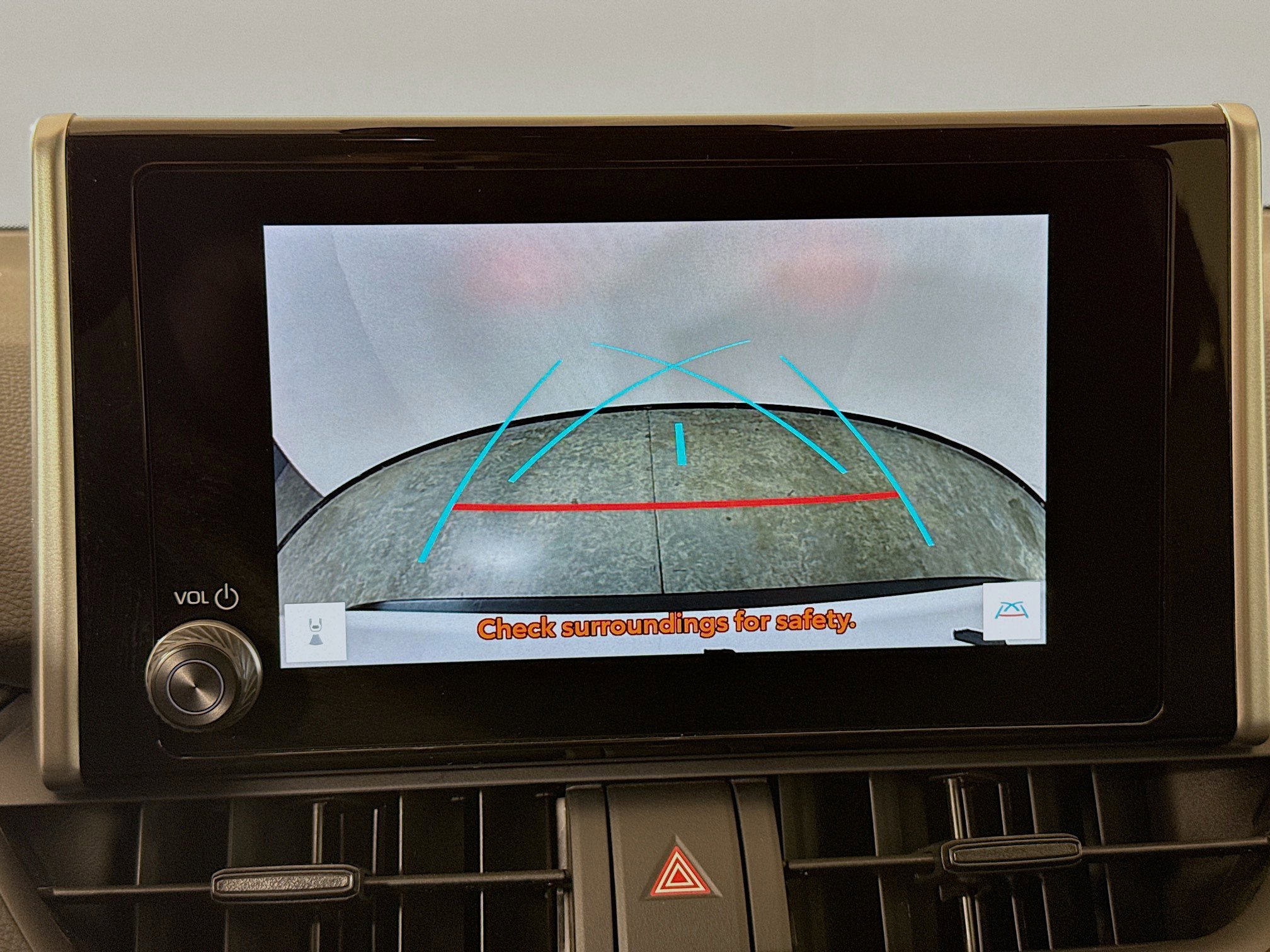 Used 2025 Toyota RAV4 LE AWD/4WD image 15