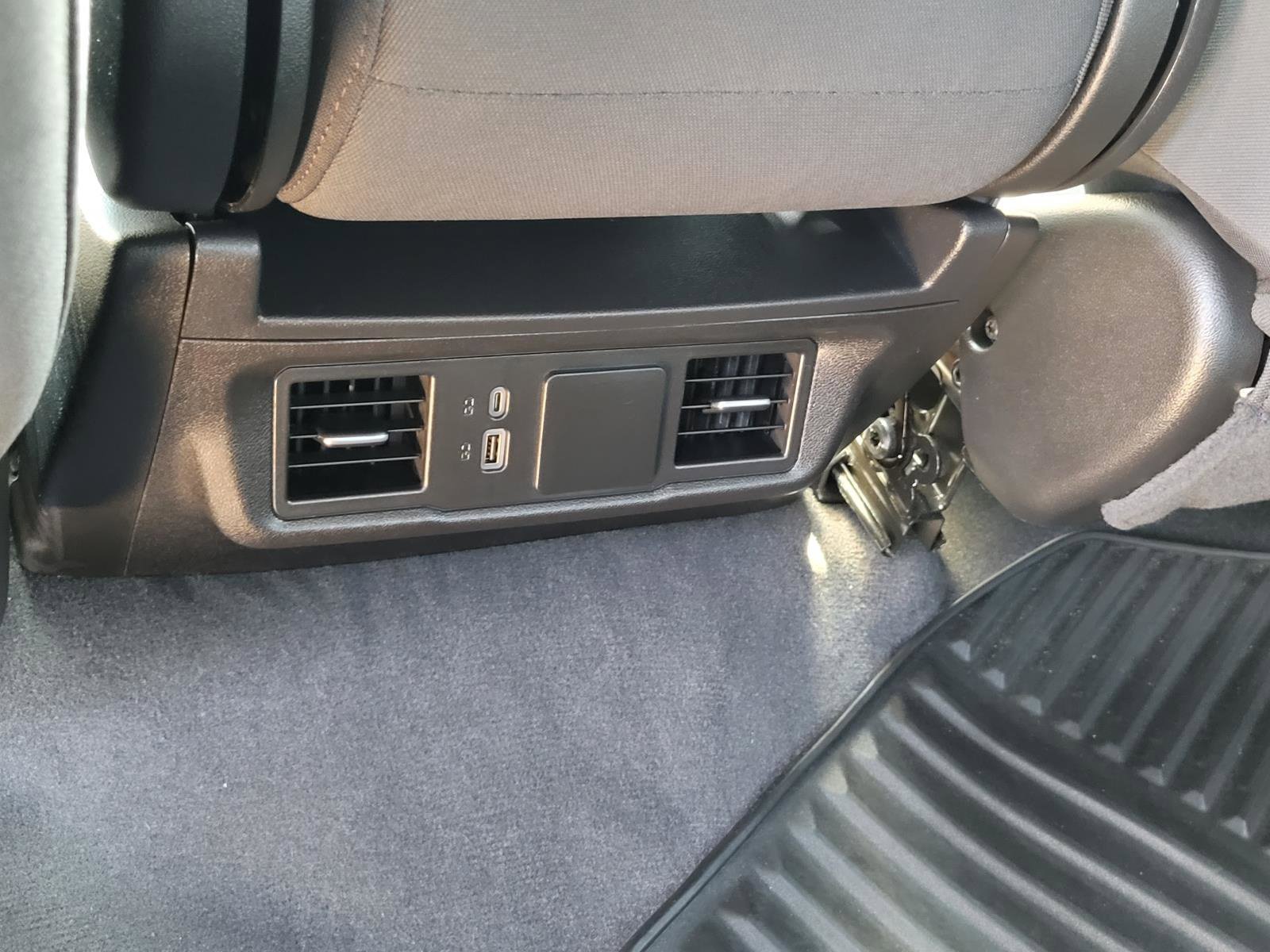Used 2026 Chevrolet Silverado 1500 Custom AWD/4WD image 17