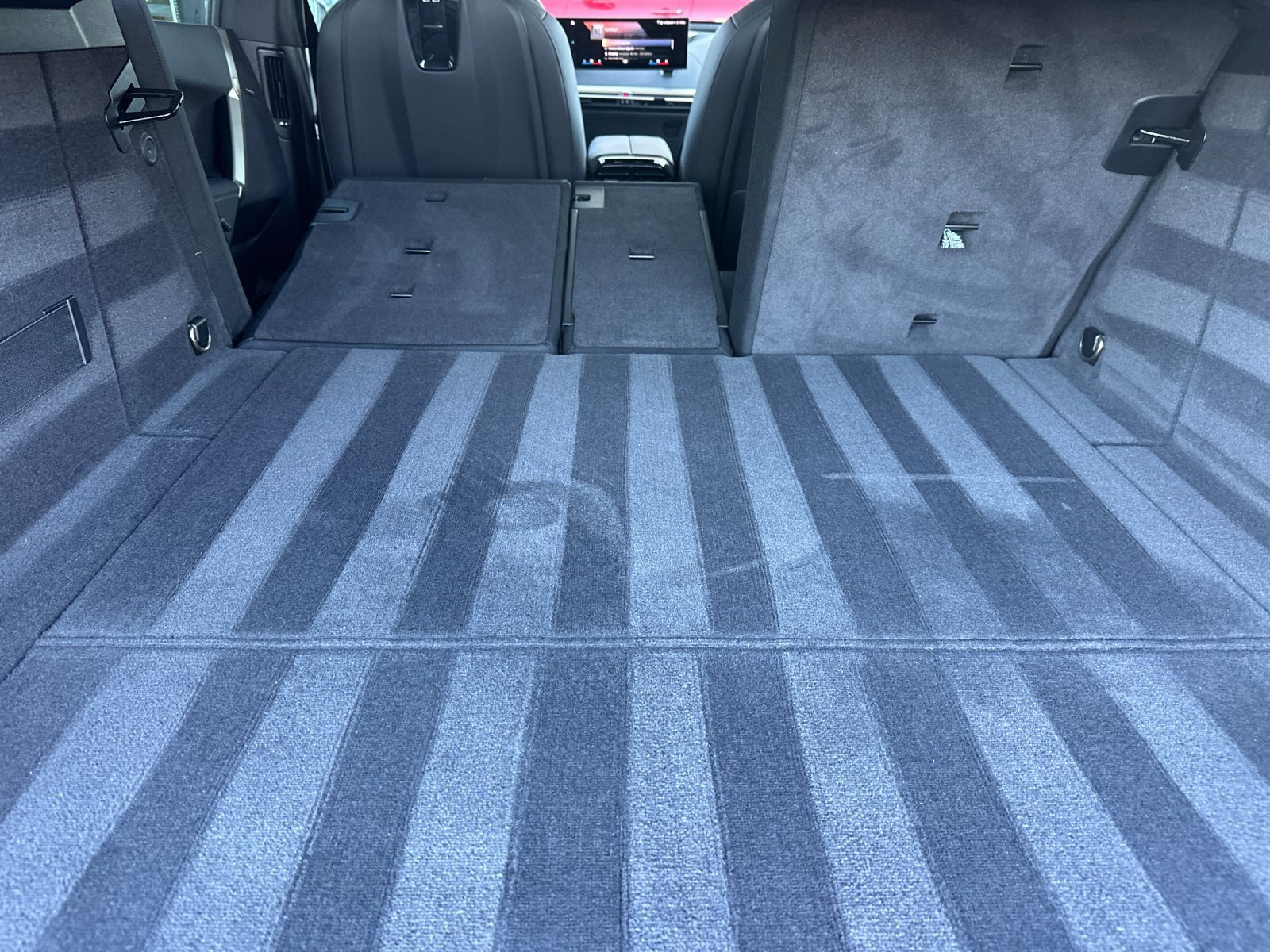 Used 2023 BMW iX xDrive50 w/ Premium Package image 15