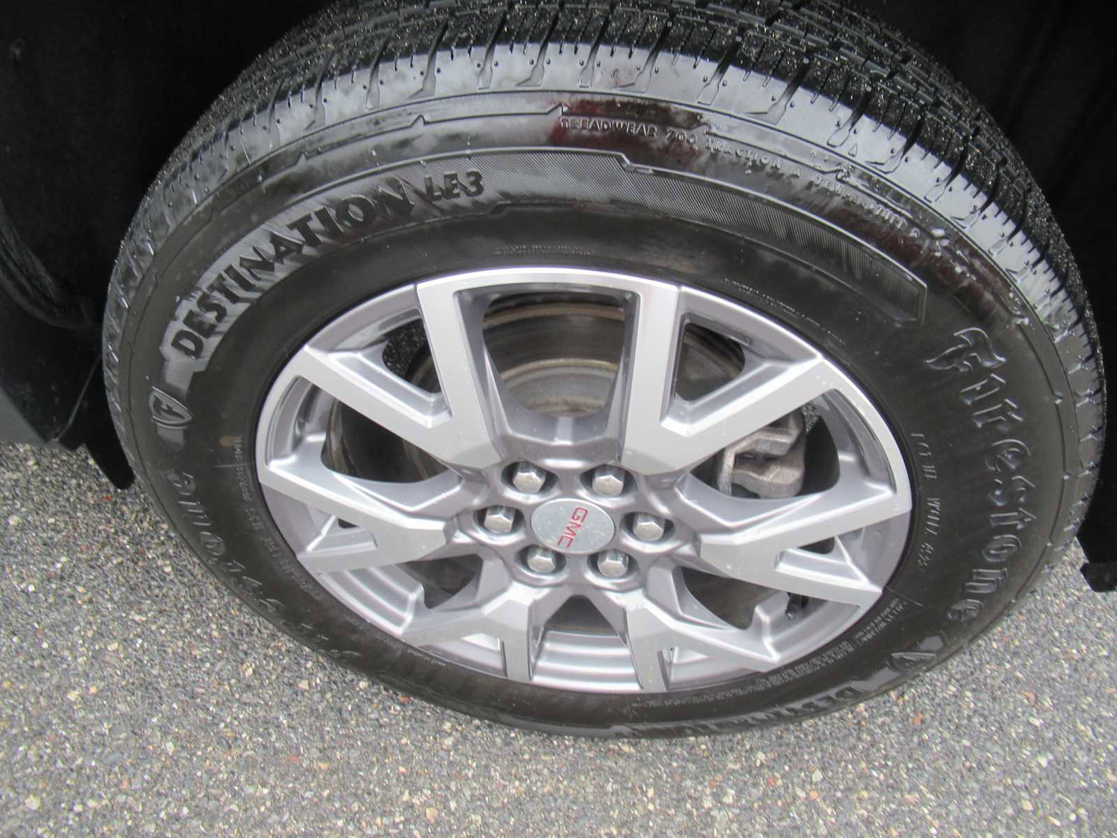 Used 2018 GMC Acadia SLE FWD image 10