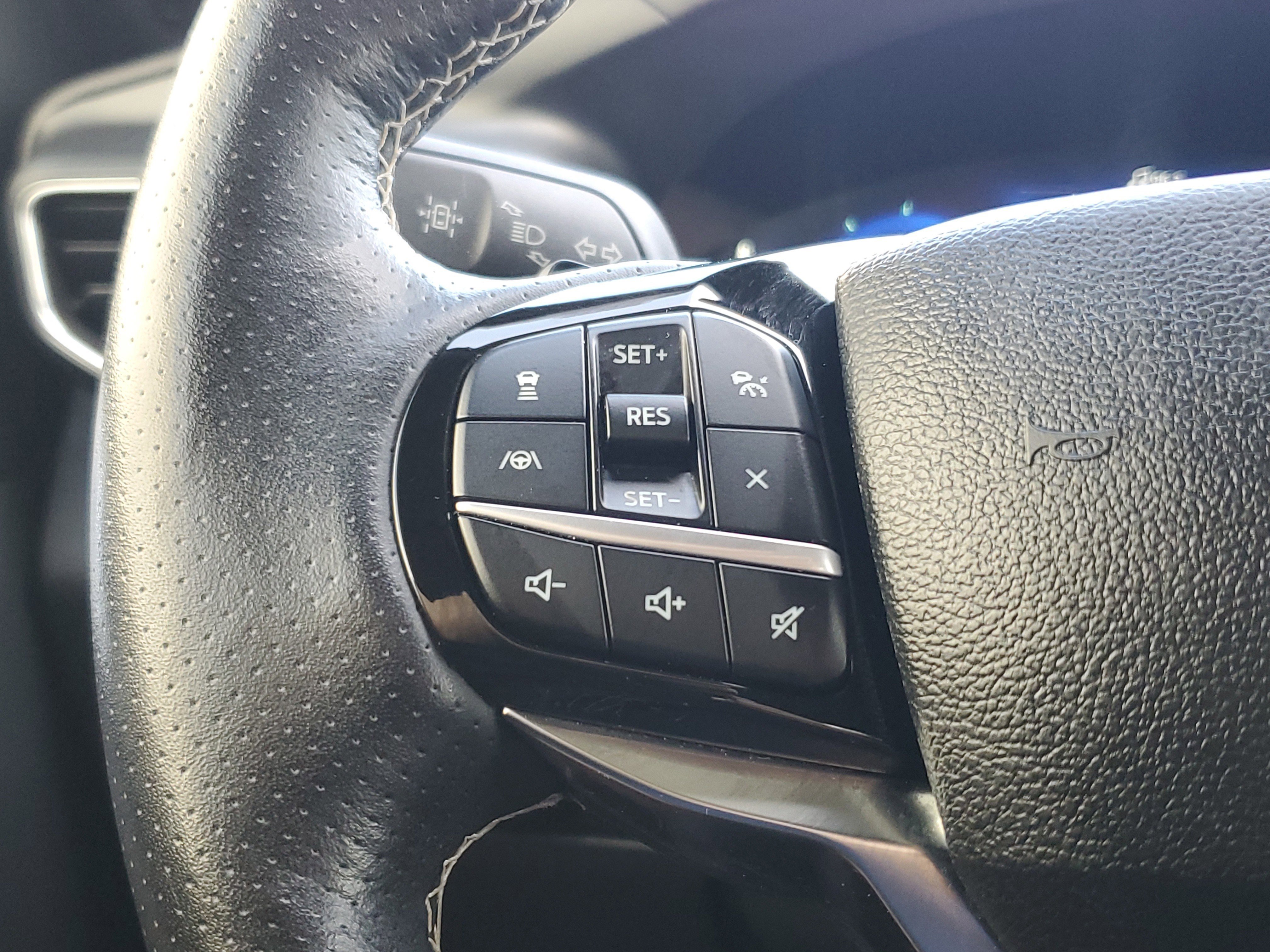 Used 2022 Ford Explorer ST w/ Equipment Group 401A image 24