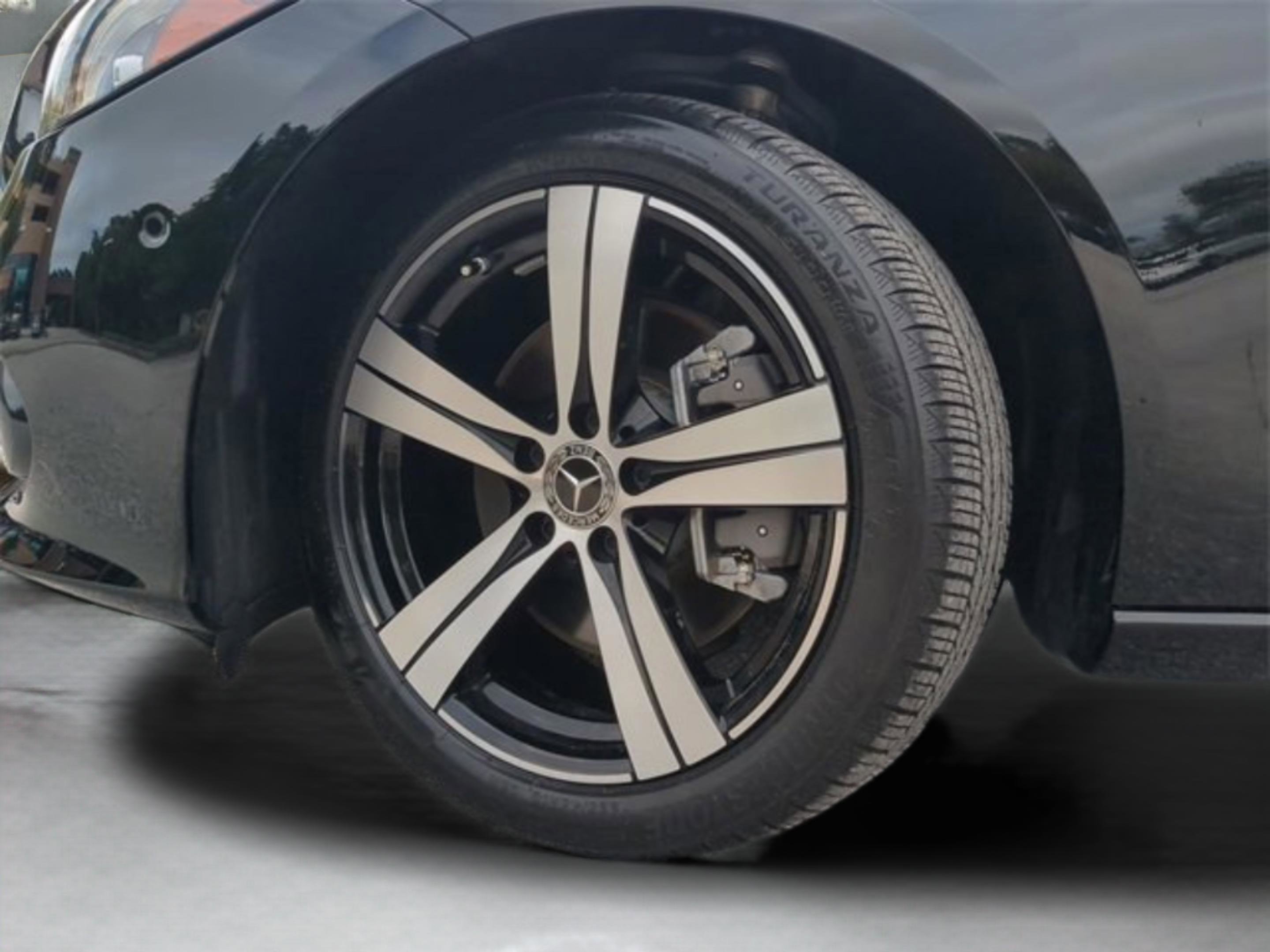 Used 2025 Mercedes-Benz C 300 Sedan image 62