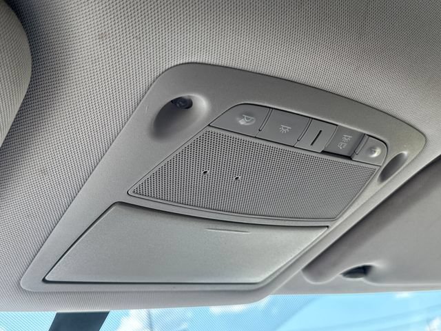 Used 2020 Nissan Pathfinder S FWD image 27