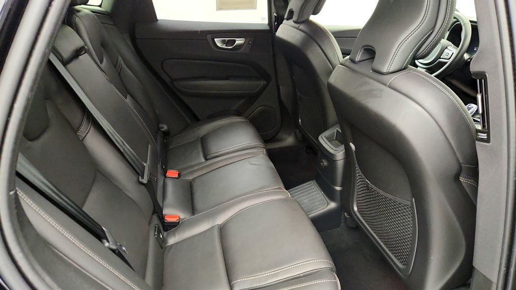 Used 2024 Volvo XC60 T8 Ultimate w/ Protection Package Premier AWD/4WD image 23
