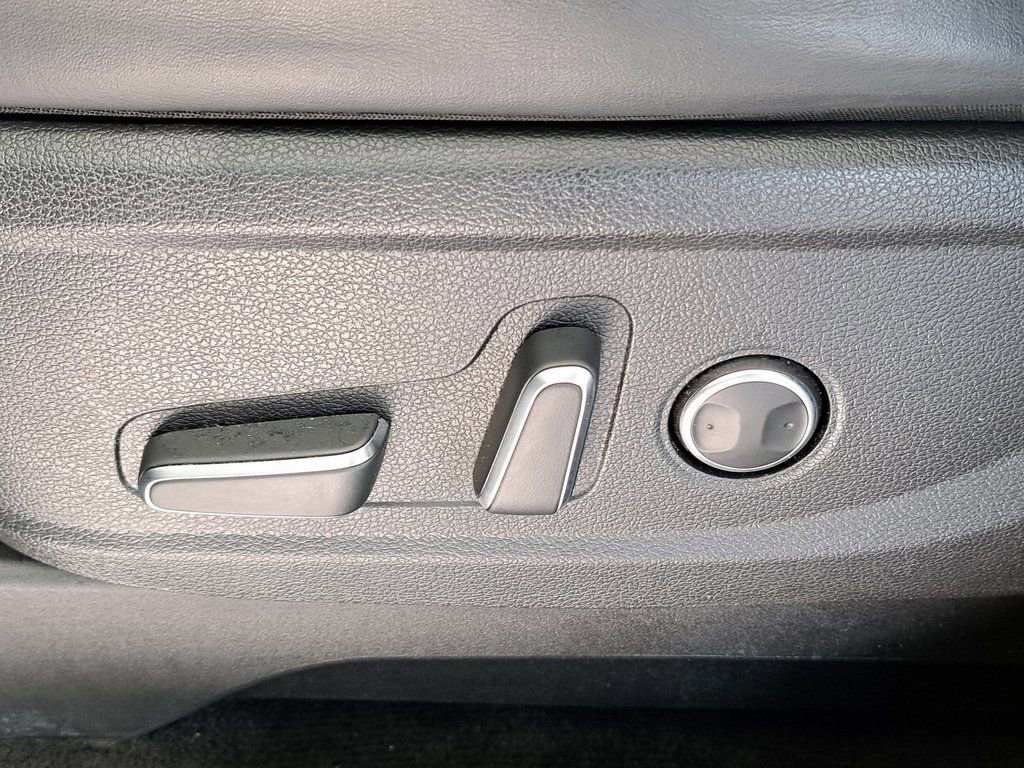 Used 2024 Hyundai Palisade SEL image 20