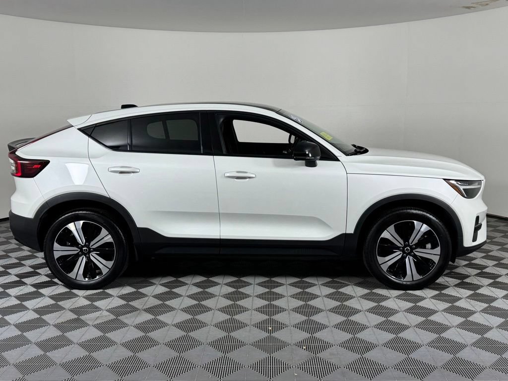 Certified 2023 Volvo C40 Recharge Core w/ Protection Package Premier AWD/4WD image 5