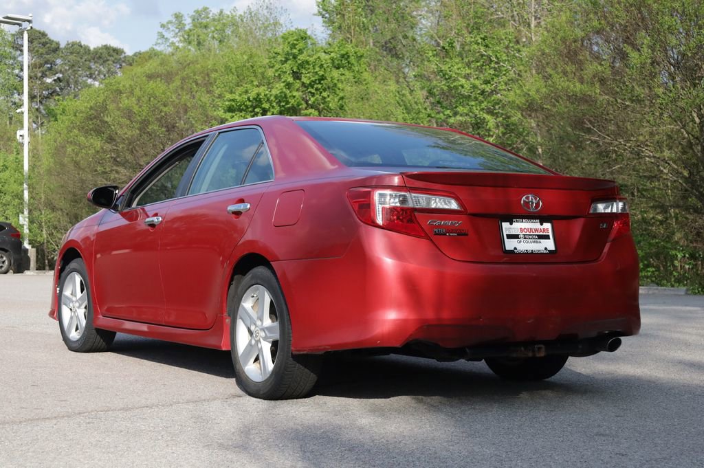 Used 2012 Toyota Camry SE image 3