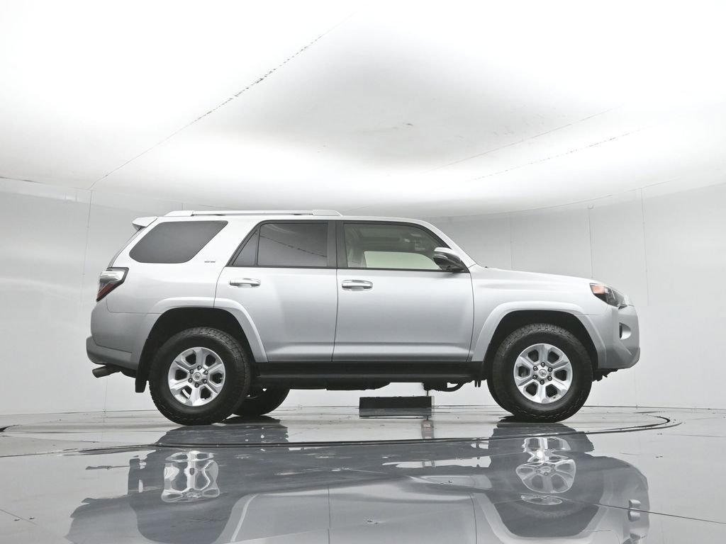Used 2018 Toyota 4Runner SR5 Premium RWD image 51