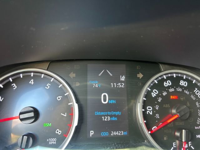 Used 2020 Toyota RAV4 XLE image 42