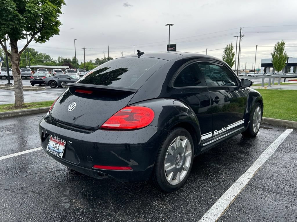 Used 2013 Volkswagen Beetle Turbo FWD image 7