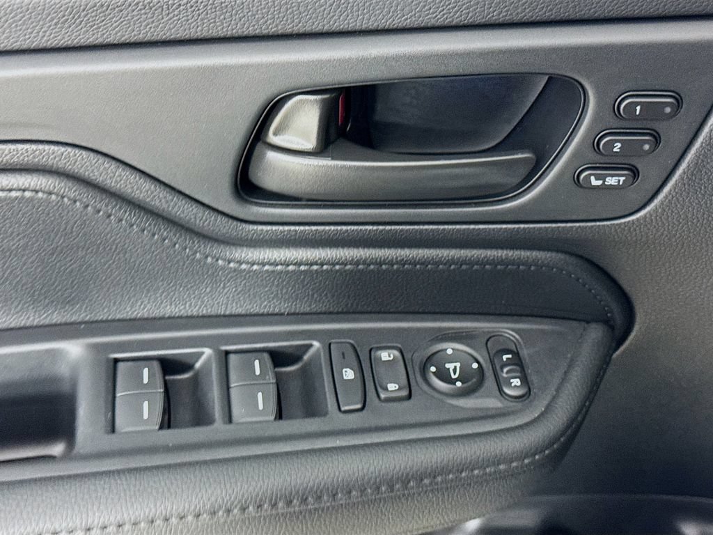 Used 2026 Honda Odyssey EX-L image 23