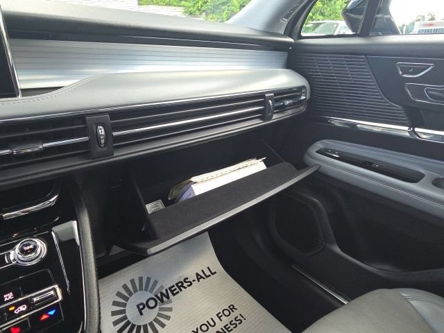 Certified 2022 Lincoln Corsair AWD w/ Premium Package image 45