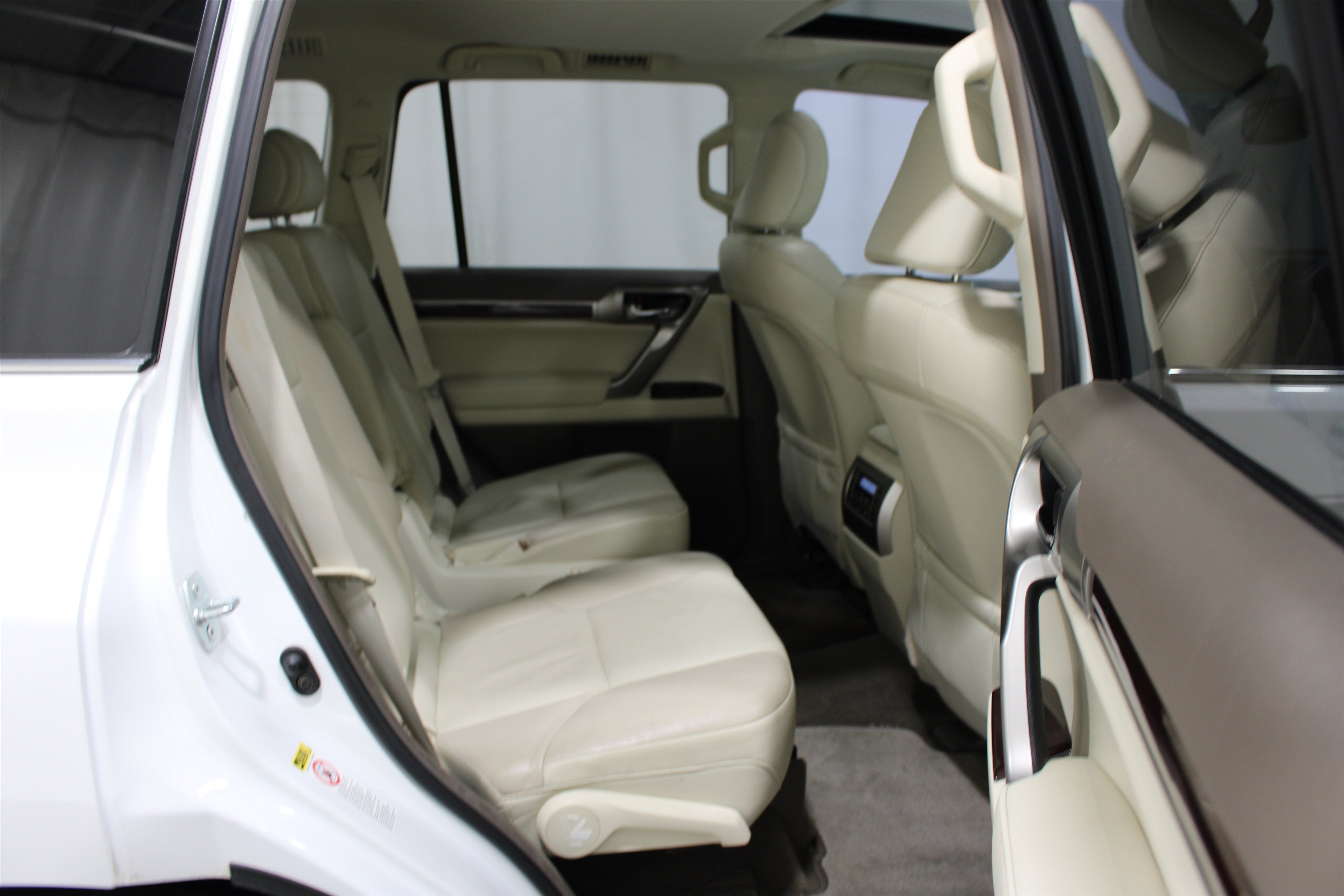 Used 2017 Lexus GX 460 Premium AWD/4WD image 26