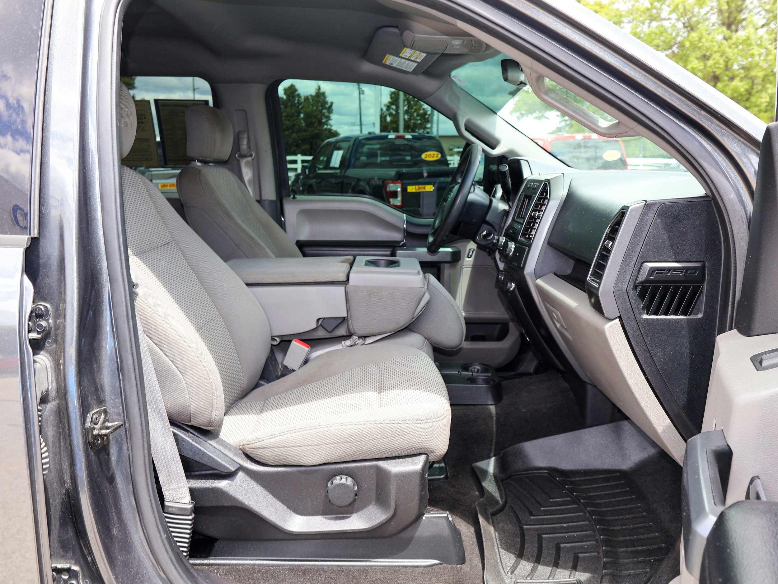Used 2018 Ford F150 XLT AWD/4WD image 26