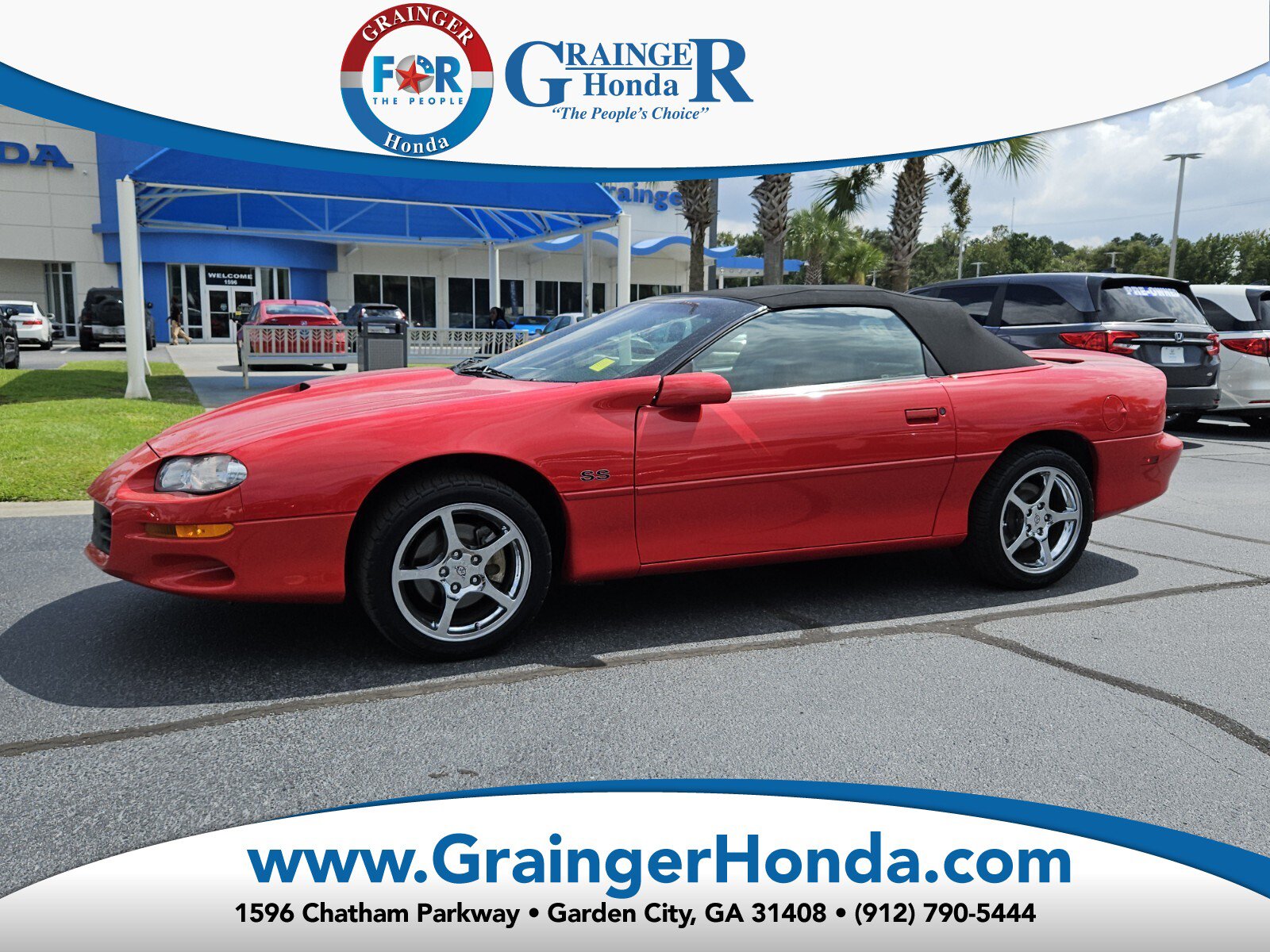 Used 2000 Chevrolet Camaro Z28 w/ SS Performance/Appearance Pkg RWD image 1