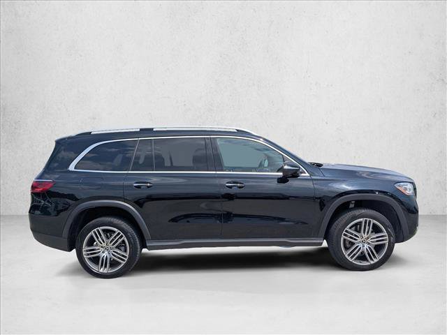 Used 2025 Mercedes-Benz GLS 450 4MATIC image 4