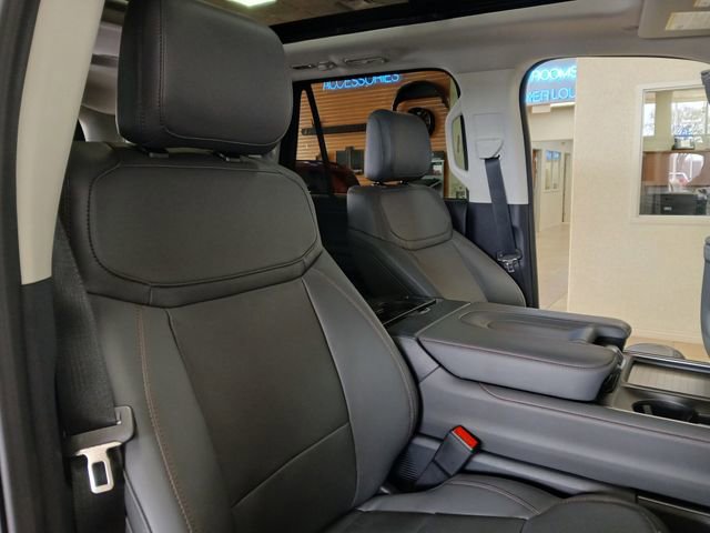 New 2025 Ford Expedition Active AWD/4WD image 37
