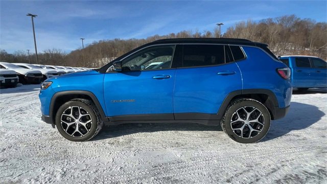 Used 2024 Jeep Compass Limited image 5