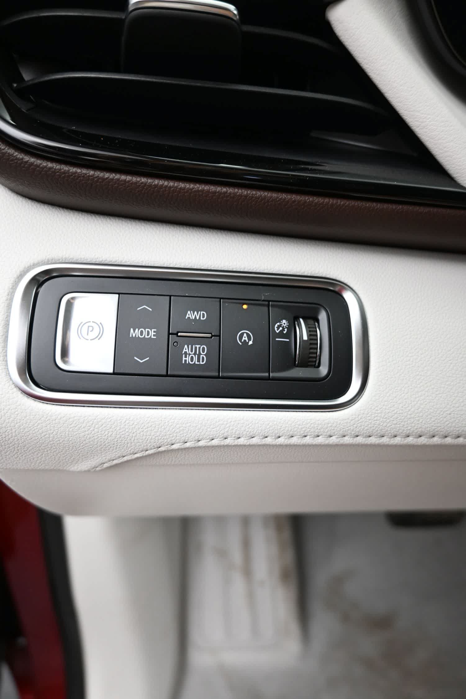 New 2026 Buick Enclave Avenir w/ Super Cruise Package AWD/4WD image 22