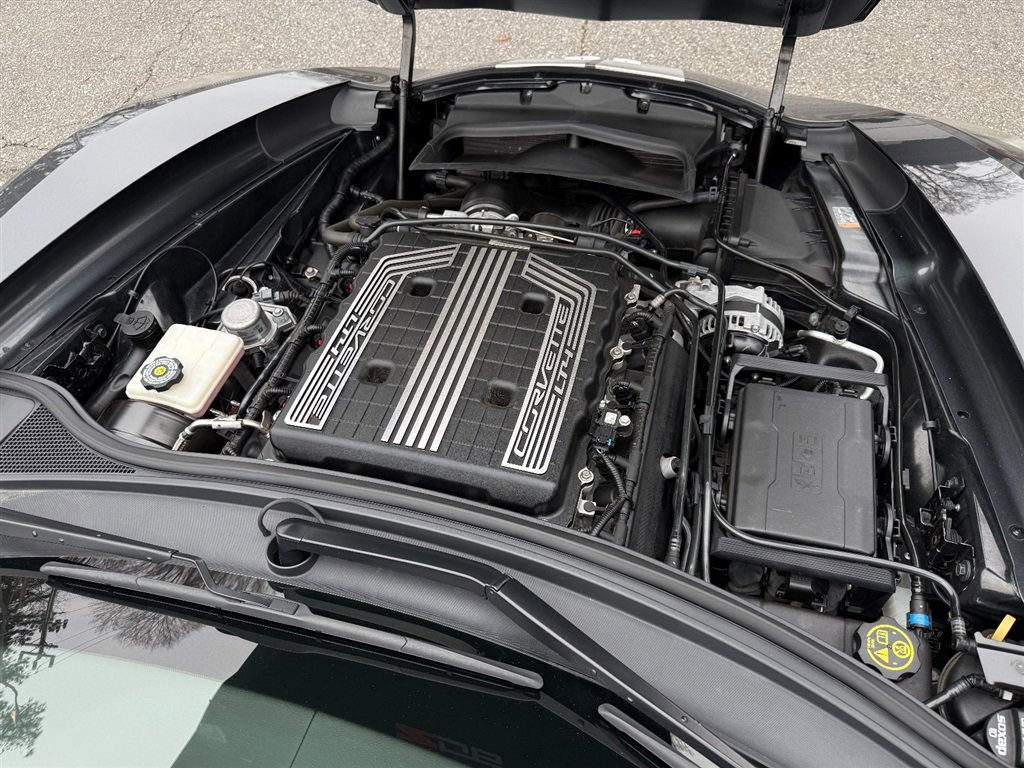 Used 2018 Chevrolet Corvette Z06 RWD image 75