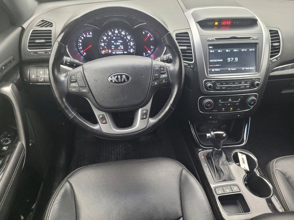 Used 2014 Kia Sorento SX image 22