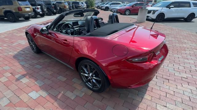 Used 2023 MAZDA MX-5 Miata Grand Touring RWD image 9
