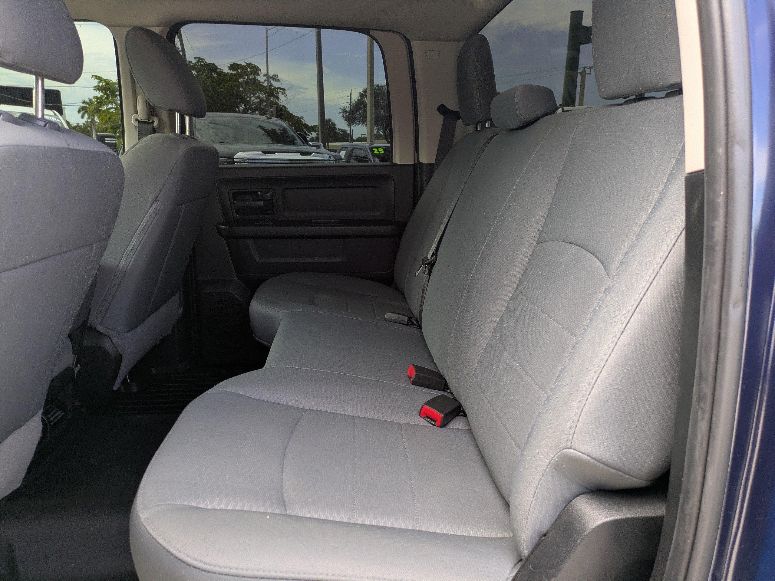 Used 2018 RAM 1500 Express w/ Express Value Package AWD/4WD image 14