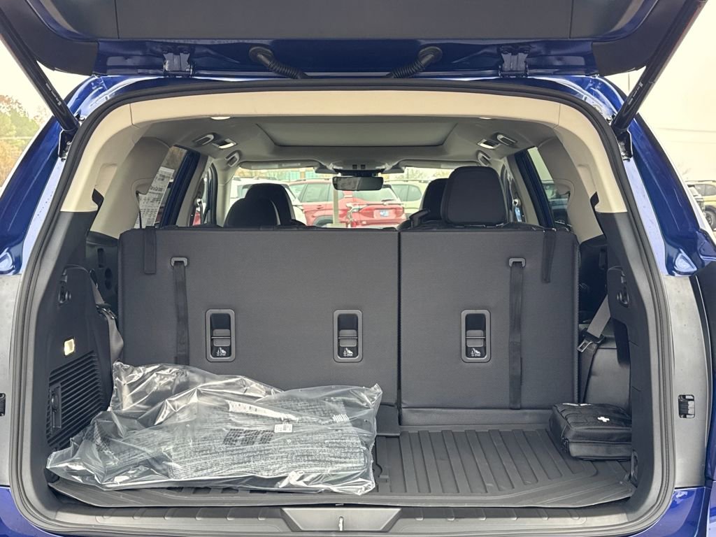 New 2026 Subaru Ascent Limited Bronze image 14