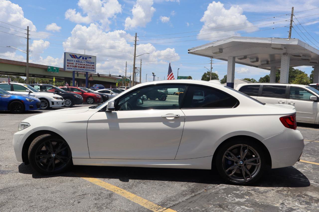 Used 2015 BMW M235i Coupe RWD image 4