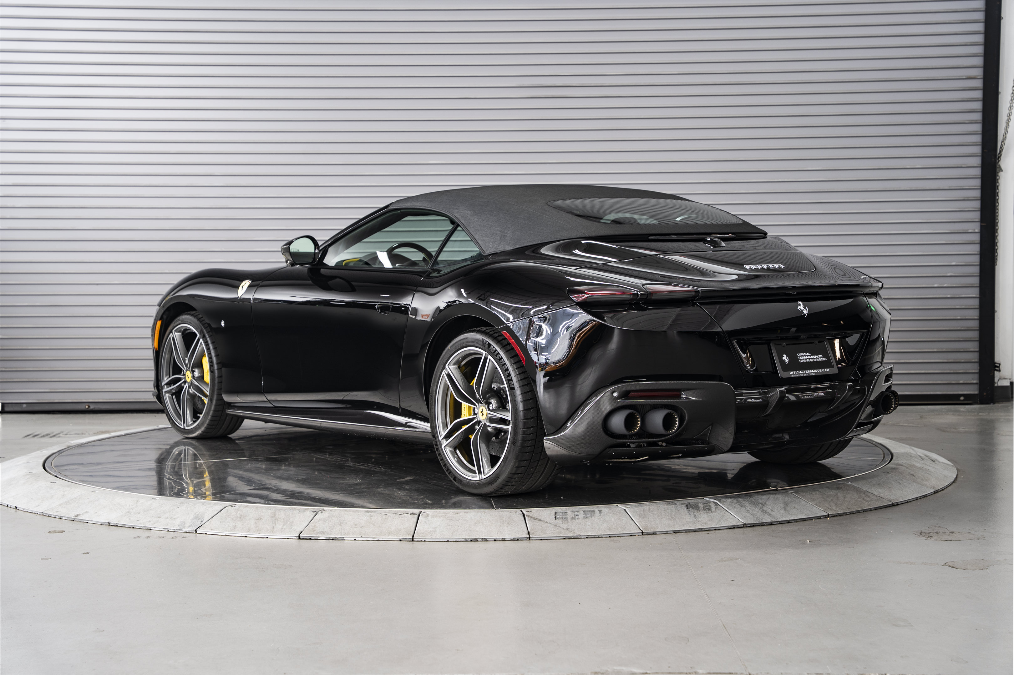 Used 2025 Ferrari Roma Spider RWD image 11