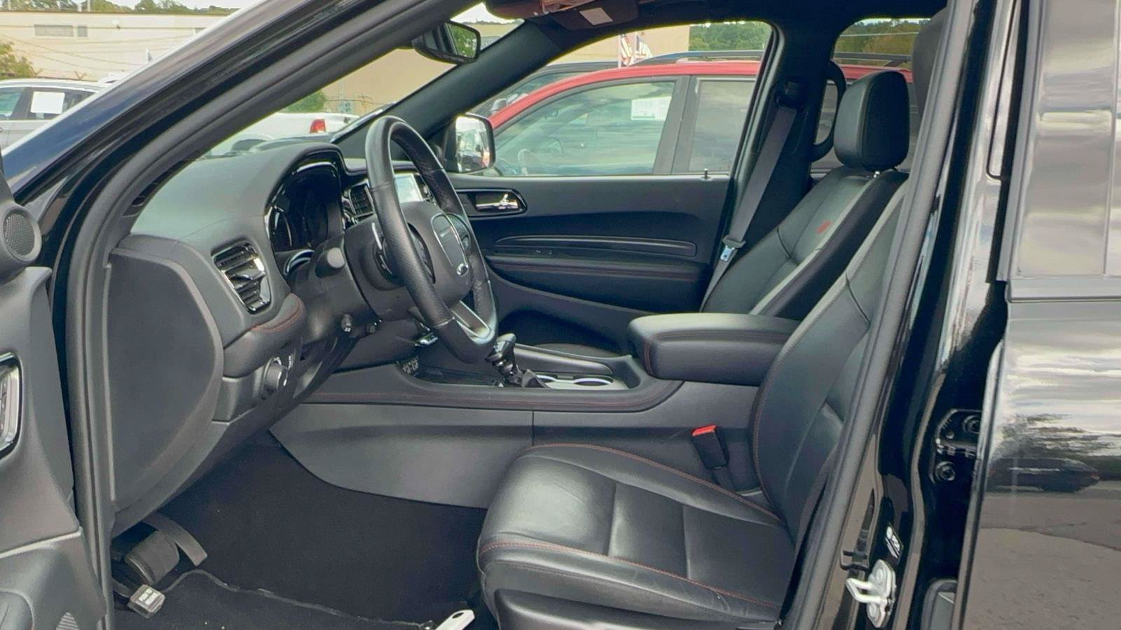 Used 2025 Dodge Durango GT AWD/4WD image 15