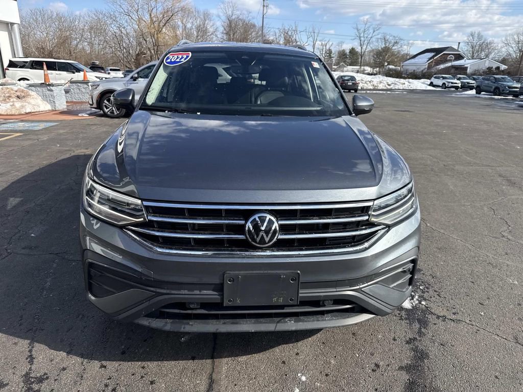Used 2022 Volkswagen Tiguan SE image 12