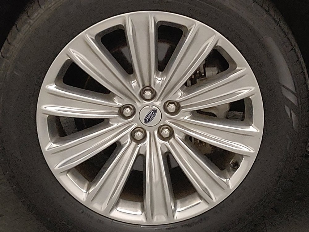 Used 2021 Ford Explorer Limited w/ Equipment Group 301A RWD image 31