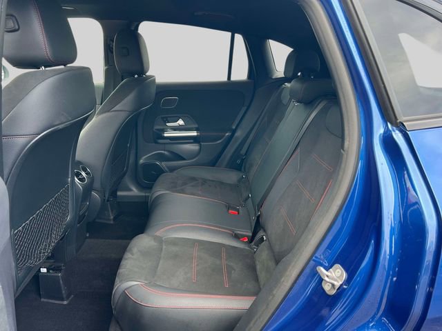 Used 2025 Mercedes-Benz GLA 250 4MATIC image 16