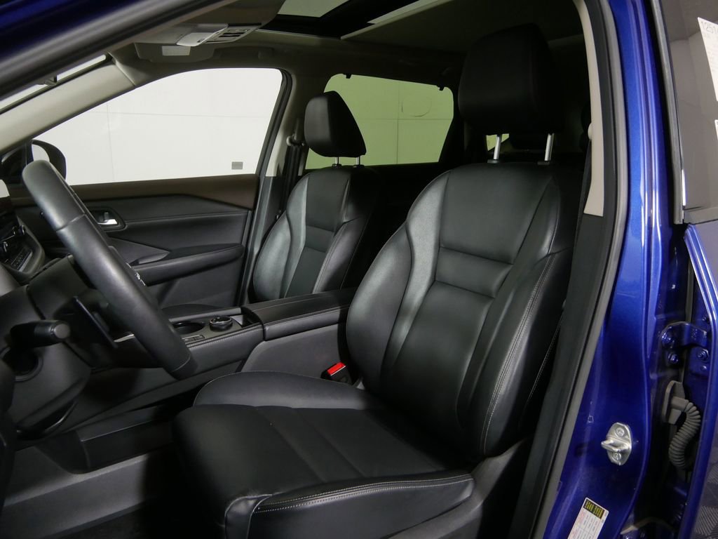 Used 2023 Nissan Rogue SL AWD/4WD image 13