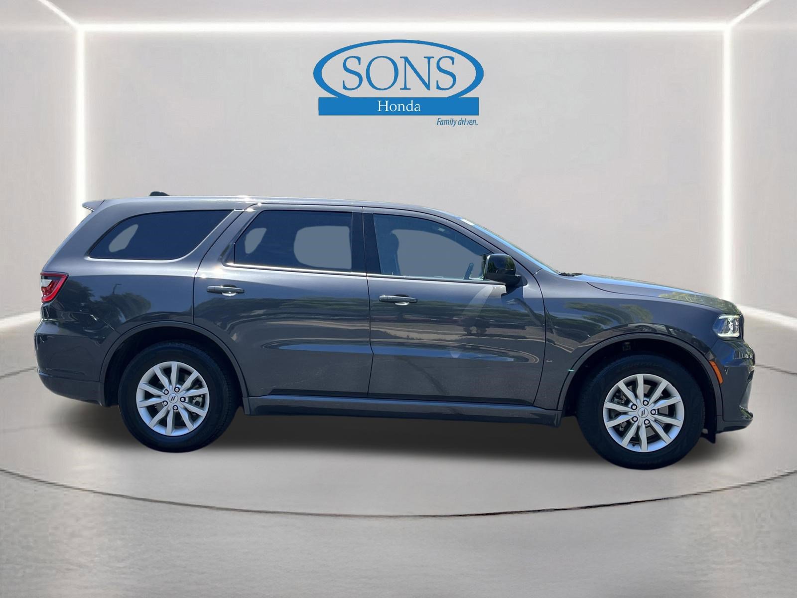 Used 2025 Dodge Durango GT RWD image 27